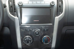 庆铃五十铃 达咖TAGA 2022款 超豪华版 两驱 双排纯电动厢式皮卡