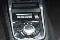 庆铃五十铃 达咖TAGA 2022款 超豪华版 两驱 双排纯电动厢式皮卡