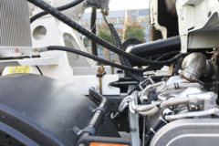 重汽豪沃 豪沃TX 350马力 8X4 7.95方混凝土搅拌车(国六)(ZBG5311GJB30F7)