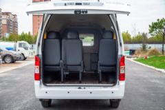 福田商务车 风景G9 2022款 尊享版 160马力 2.4L汽油 9座 长轴高顶商务车