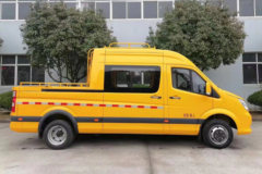 福田商务车 图雅诺 2022款 畅享版 177马力 2.8T柴油 两驱 9座 斗式客车工程车 福田商务车 图雅诺 2022款 畅享版 177马力 2.8T柴油 两驱 9座 斗式客车工程车