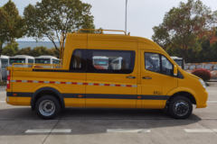 福田商务车 图雅诺 2022款 畅享版 177马力 2.8T柴油 两驱 12座 斗式客车工程车 福田商务车 图雅诺 2022款 畅享版 177马力 2.8T柴油 两驱 12座 斗式客车工程车