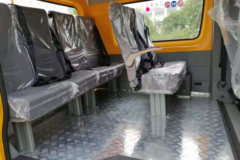 福田商务车 图雅诺 2022款 畅享版 177马力 2.8T柴油 四驱 9座 斗式客车工程车