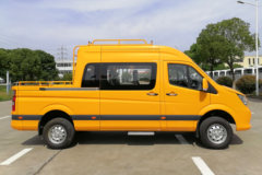 福田商务车 图雅诺 2022款 畅享版 177马力 2.8T柴油 四驱 12座 斗式客车工程车