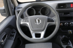 飞碟缔途 DX 2L 127马力 3.02米双排厢式微卡(国六)(FD5042XXYR66K6-3) 飞碟缔途 DX 2L 127马力 3.02米双排厢式微卡(国六)(FD5042XXYR66K6-3)