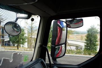 �������� ����H5 270���� 4X2 6.8�ײ�դʽ�ػ���(Һ��)ͼƬ