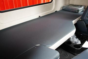 �������� ����H5 270���� 4X2 6.8�ײ�դʽ�ػ���(Һ��)ͼƬ