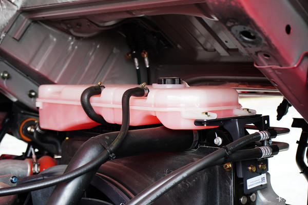 乘龙H5 6米8载货车郑州区域钜惠来袭