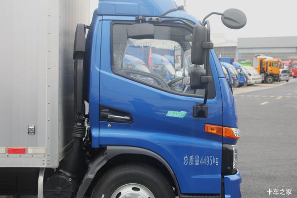 骏铃V6载货车绵阳市火热促销中 让利高达0.3万