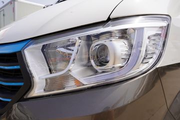 ������Խ ��Խ��V5 2.6T 2�� ���綯��ʽ���䳵41.86kWhͼƬ