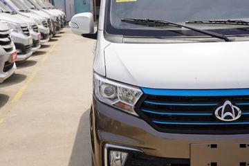 ������Խ ��Խ��V5 2.6T 2�� ���綯��ʽ���䳵41.86kWhͼƬ