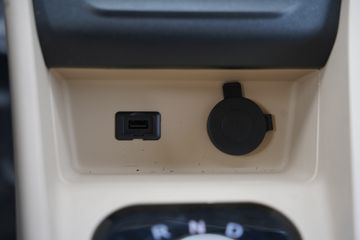 ������Խ ��Խ��V5 2.6T 2�� ���綯��ʽ���䳵41.86kWhͼƬ