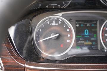 ������Խ ��Խ��V5 2.6T 2�� ���綯��ʽ���䳵41.86kWhͼƬ