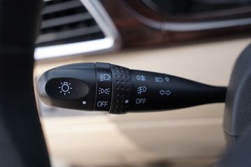 ������Խ ��Խ��V5 2.6T 2�� ���綯��ʽ���䳵41.86kWhͼƬ