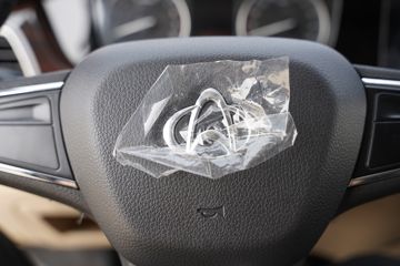 ������Խ ��Խ��V5 2.6T 2�� ���綯��ʽ���䳵41.86kWhͼƬ