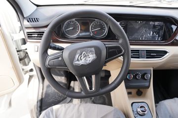 ������Խ ��Խ��V5 2.6T 2�� ���綯��ʽ���䳵41.86kWhͼƬ