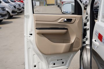 ������Խ ��Խ��V5 2.6T 2�� ���綯��ʽ���䳵41.86kWhͼƬ