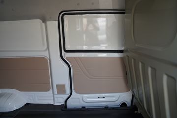 ������Խ ��Խ��V5 2.6T 2�� ���綯��ʽ���䳵41.86kWhͼƬ