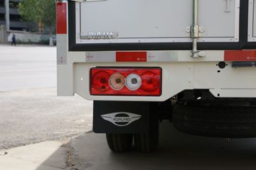 ʱ С֮2 1.6L 122  3.3׵ʽ΢()(BJ5035XXY5JV5-51)ͼƬ