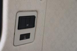 轩德翼6&nbsp;自卸车驾驶室                                               图片