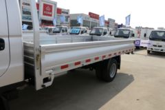 欧铃汽车 V5系列 122马力 3.61米单排栏板轻卡(国六)(ZB1032VDD2L)