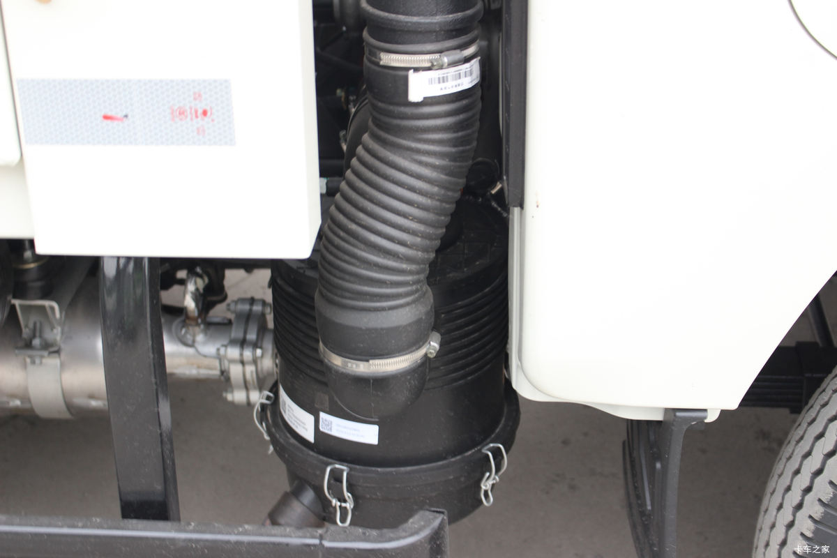  СC 95 4X2 3.2ж()(BJ3042D8PBA-01)                                                