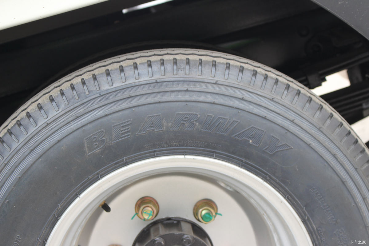  СC 95 4X2 3.2ж()(BJ3042D8PBA-01)                                                