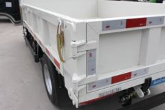 福田瑞沃 小金刚C版 95马力 4X2 3.2米自卸车(国六)(BJ3042D8PBA-01)