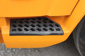 �����Ῠ ����K3000 4.18�״��綯�����ػ���(Һɲ)(YTQ1042JEEV331)81.14kWhͼƬ