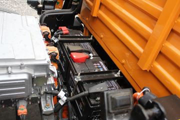 �����Ῠ ����K3000 4.18�״��綯�����ػ���(Һɲ)(YTQ1042JEEV331)81.14kWhͼƬ