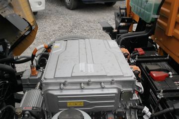 �����Ῠ ����K3000 4.18�״��綯�����ػ���(Һɲ)(YTQ1042JEEV331)81.14kWhͼƬ