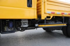 解放 虎VR 130马力 3.2米双排栏板轻卡(CA1040P40K51L2RE6A85)