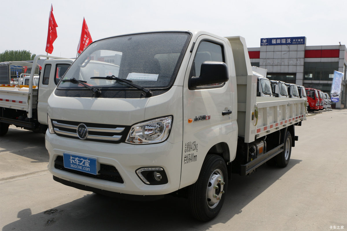 福田瑞沃 小金刚C版 95马力 4X2 3.3米自卸车(国六)