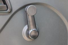 长安跨越王X1 标准版 1.6L 汽油 105马力 2.585米单排厢式微卡(国六)(SC5021XXYXND6B1)