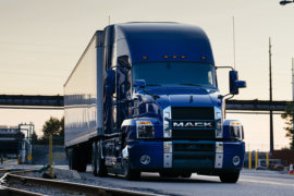 Anthem(国歌)&nbsp;牵引车外观                                                图片