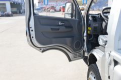 飞碟缔途 DX 127马力 3.95米单排栏板微卡(国六)