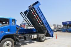 飞碟奥驰 X6系列 180马力 4X2 5.3米自卸车(国六)