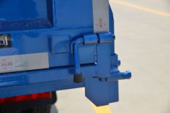 飞碟奥驰 X3系列 158马力 4X2 4.84米自卸车(国六)