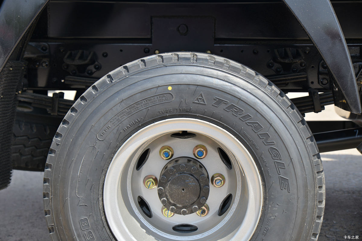 �ɵ��³� T3ϵ�� 158���� 4X2 3.75����ж��(����)����                                                