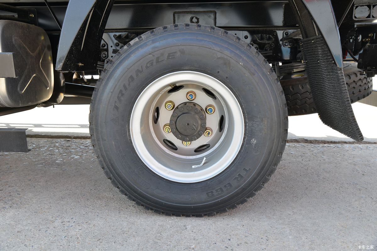 �ɵ��³� T3ϵ�� 158���� 4X2 3.75����ж��(����)����                                                