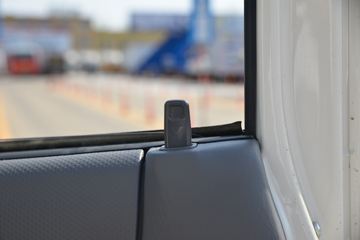 ���� ˳��խ�� 143���� 3.22��˫����ʽ�Ῠ(����)(Һɲ)(JX5041XXYTSGA26)ͼƬ