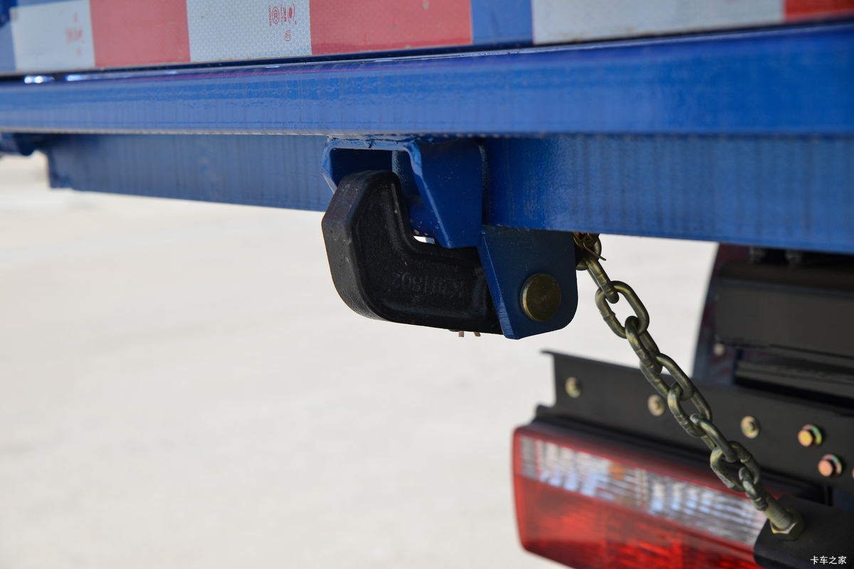 �ɵ��³� T3ϵ�� 158���� 4X2 3.75����ж��(����)��װ                                                