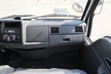 ���� ˳��խ�� 143���� 3.22��˫����ʽ�Ῠ(����)(Һɲ)(JX5041XXYTSGA26)ͼƬ