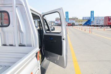 ŷ������ ����F3 1.6L 122���� ���� 3.05��˫������΢��(����)ͼƬ