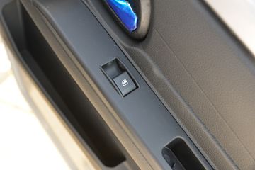 ŷ������ ����F3 1.6L 122���� ���� 3.05��˫������΢��(����)ͼƬ