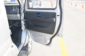 ŷ������ ����F3 1.6L 122���� ���� 3.05��˫������΢��(����)ͼƬ