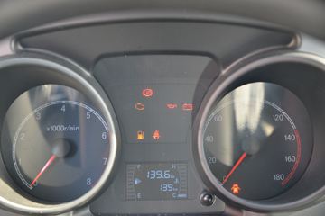 ŷ������ ����F3 1.6L 122���� ���� 3.05��˫������΢��(����)ͼƬ