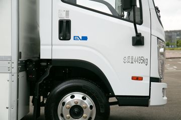 �ִ����ó� ��ͼEV 4.5T 4.17�׵��Ŵ��綯��ʽ�ῨͼƬ