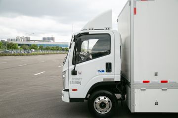 �ִ����ó� ��ͼEV 4.5T 4.17�׵��Ŵ��綯��ʽ�ῨͼƬ