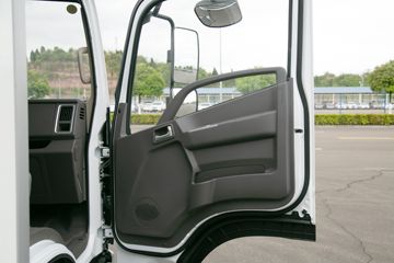 �ִ����ó� ��ͼEV 4.5T 4.17�׵��Ŵ��綯��ʽ�ῨͼƬ